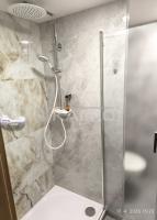 Rekonštrukcia kúpeľne Liptovský Mikuláš - obklad a osadenie sprchového kúta