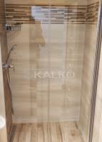 Obkladanie kúpeľne - osadenie sprchového kúta